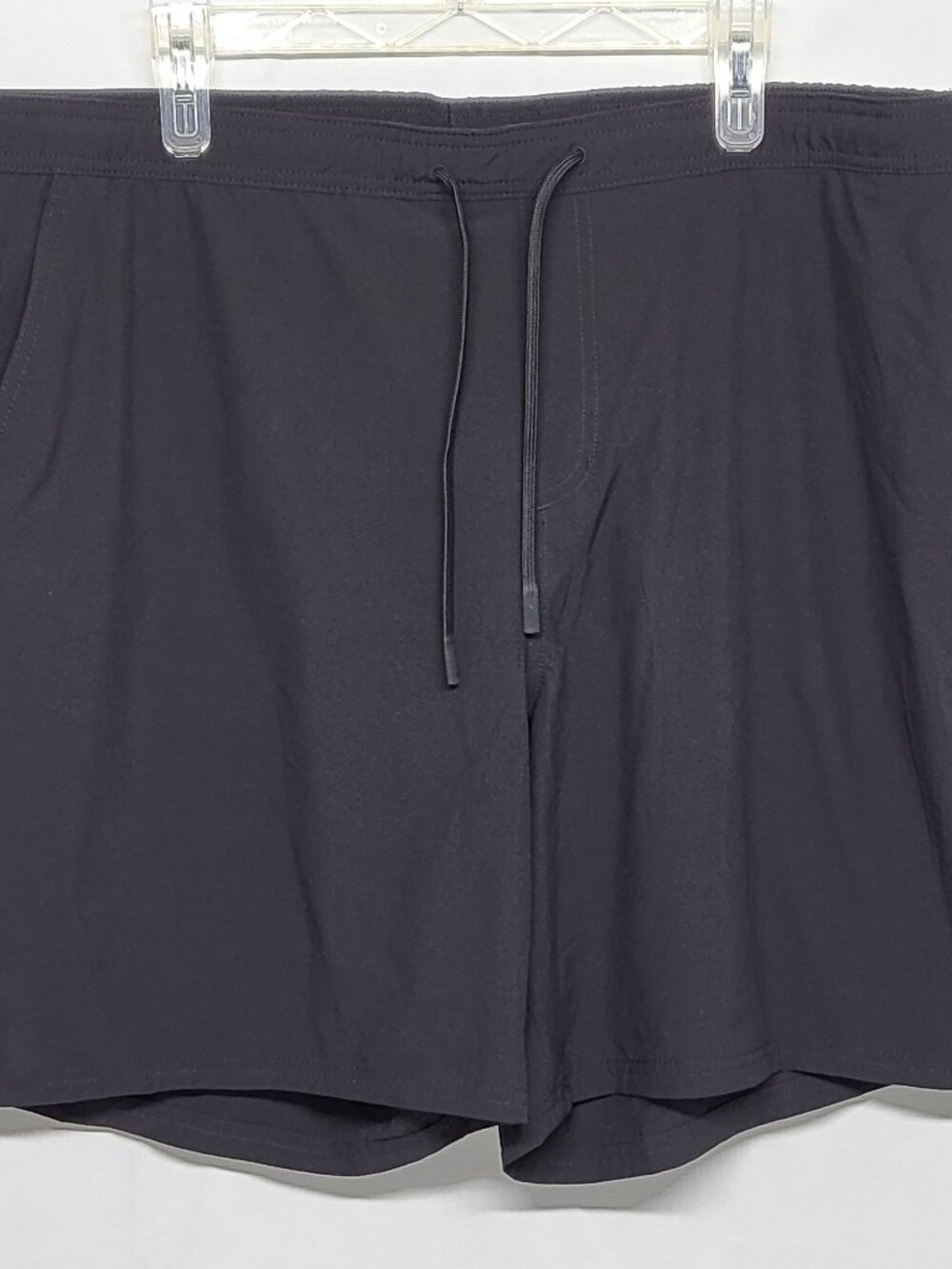 Kirkland Signature Mens Swim Shorts Trunks XXL Drawstring Lined Pockets Black